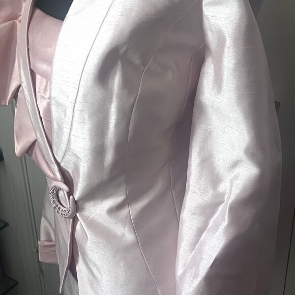 Elite Champagne 3-Pc Skirt Suit Shoulder‎ Ruffle Rhinestone C-Button Closure - Picture 8 of 13